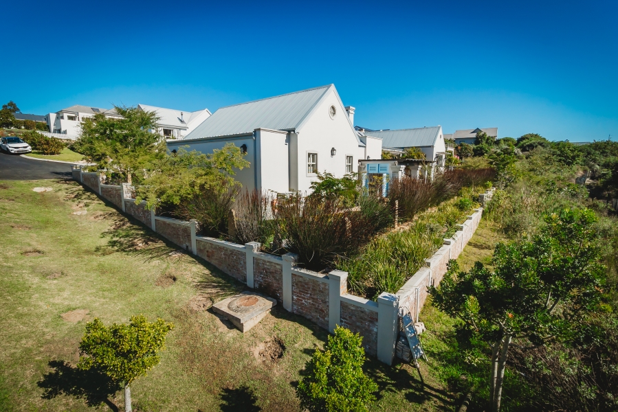 3 Bedroom Property for Sale in Kraaibosch Manor Western Cape